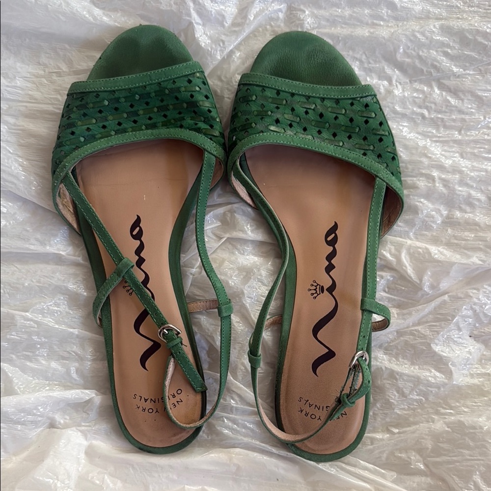 Nina Green Slingback Cutout Leather Sandals